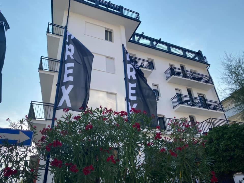Hotel Rex Лидо-ди-Савио Экстерьер фото